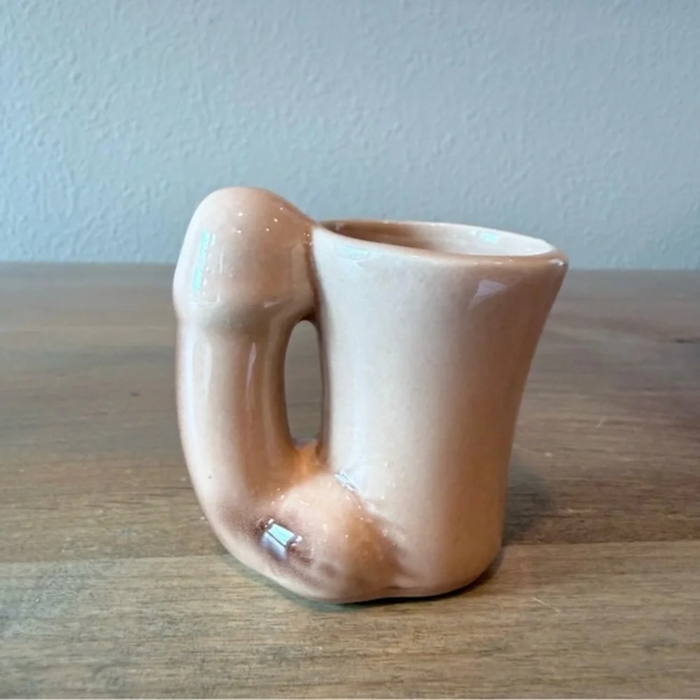 “Willy” ceramic shot-glass